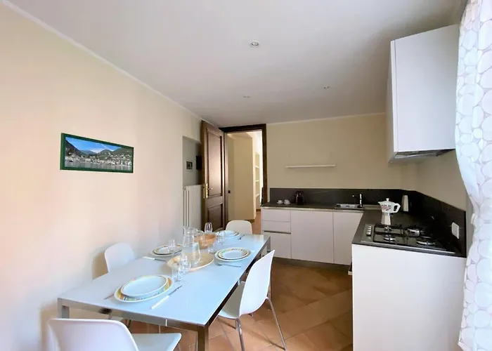 Bridge Aparment 아파트 아르제뇨