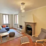 Bridge Aparment 아파트 아르제뇨